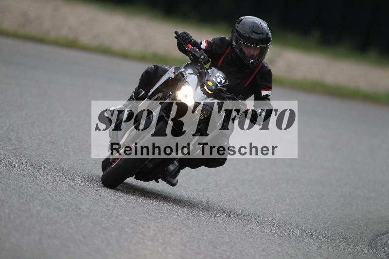 /Archiv-2025/10 23.04.2025 Cornu Master School ADR/gruen-vert/6